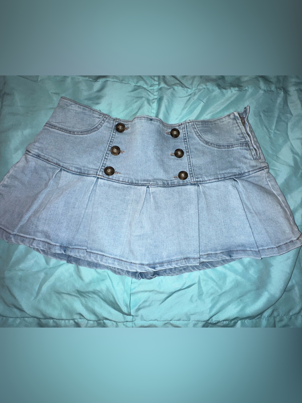 Jean skort